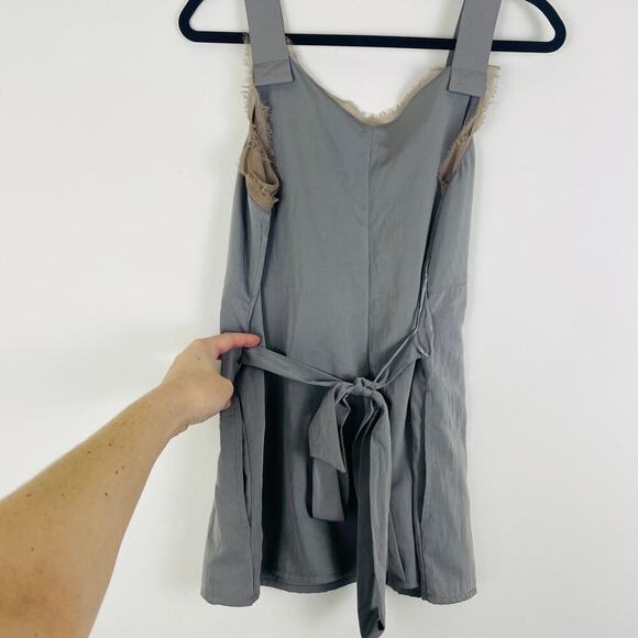 Simply Vera by Vera Wang Gray Blouse Tie Back Tank with Fringe Trim size Small - Picture 4 of 6